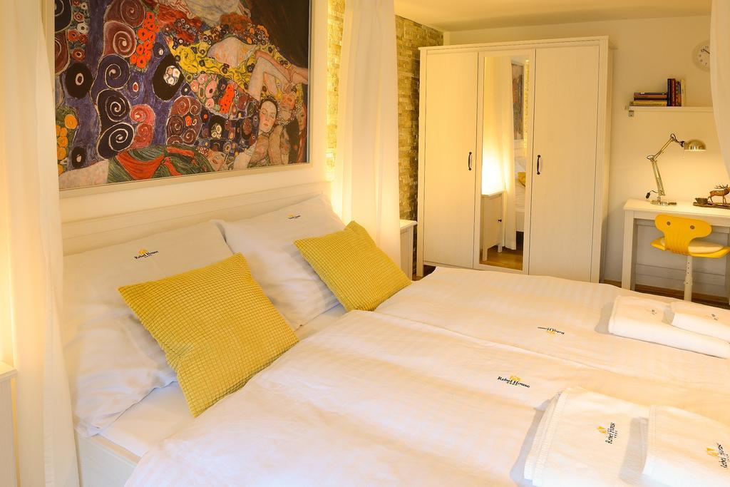 Rebel House Apartment Frydlant nad Ostravici Ngoại thất bức ảnh