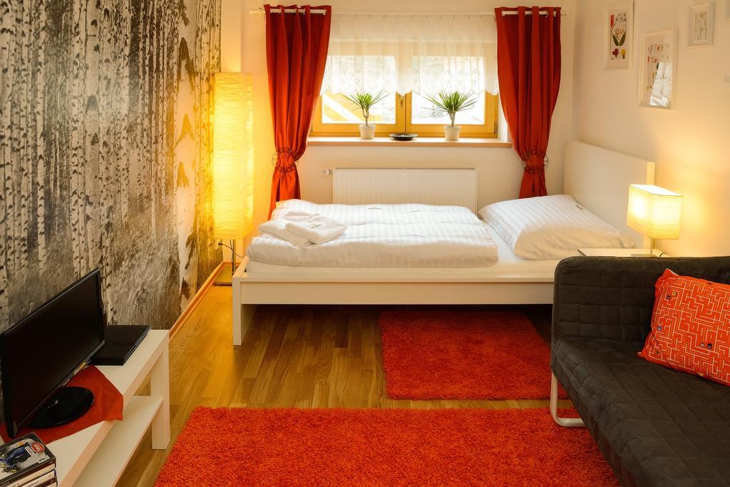Rebel House Apartment Frydlant nad Ostravici Ngoại thất bức ảnh