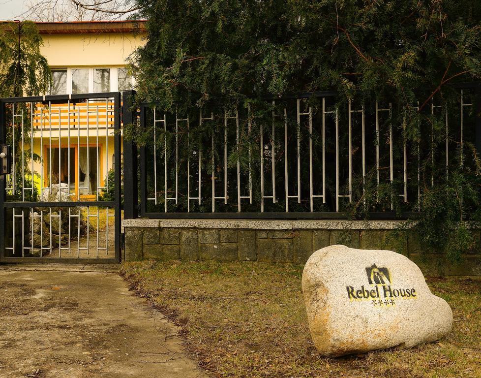 Rebel House Apartment Frydlant nad Ostravici Ngoại thất bức ảnh
